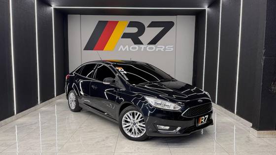 FORD FOCUS 2.0 SE PLUS 16V FLEX 4P POWERSHIFT FORD FOCUS 2.0 SE PLUS 16V FLEX 4P POWERSHIFT